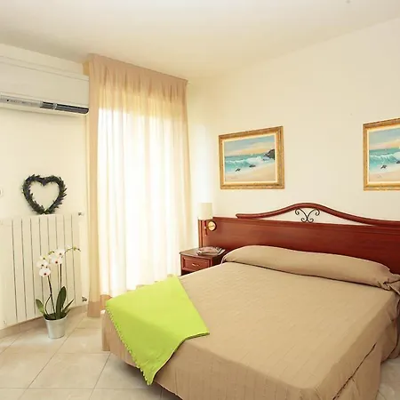 Dell'angelo 3* Ospedaletti